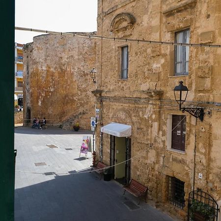 Welcomely - Joia Apartment Алгеро Екстериор снимка