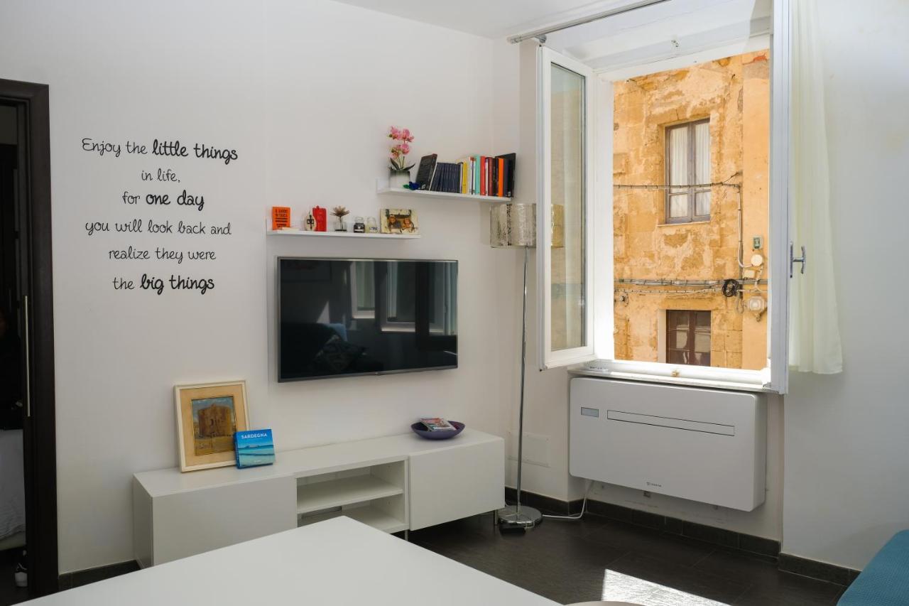Welcomely - Joia Apartment Алгеро Екстериор снимка